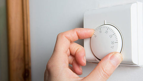 De verwarming een graadje hoger, hoeveel kost dat?