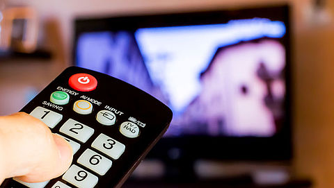 Aantal Nederlanders met tv-aansluiting weer gedaald