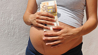 Zwangerschapsuitkering: een cadeau voor 20.000 moeders