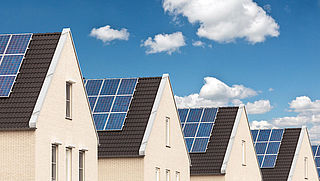 Steeds meer buurtgenoten wekken samen duurzame energie op