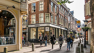 Steeds meer winkels gaan weer open. Is het nu niet te druk?