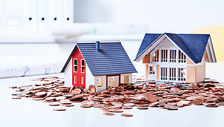 Meer ouders schenken geld aan kinderen voor aankoop huis, 'drijft prijzen op'