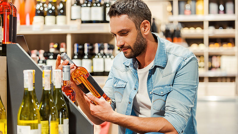 Van Rijn wil alcoholaccijns verder verhogen