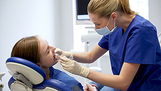 Nederland steeds afhankelijker van buitenlandse tandartsen