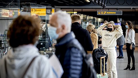 'Mogelijk 2 euro toeslag voor alle reizen van en naar knooppunt Schiphol vanaf 2036'
