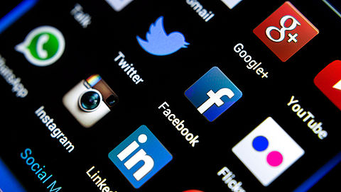 'Licentie voor sociale media invoeren'