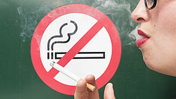 Ex-rokers kunnen duizenden euro's besparen op overlijdensrisicoverzekering