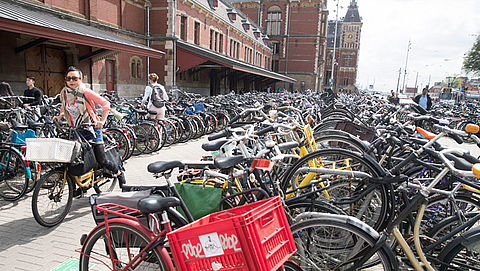 Amsterdam gaat deelfietsen verwijderen