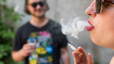 'Festivals in Nederland moeten rookvrij worden'