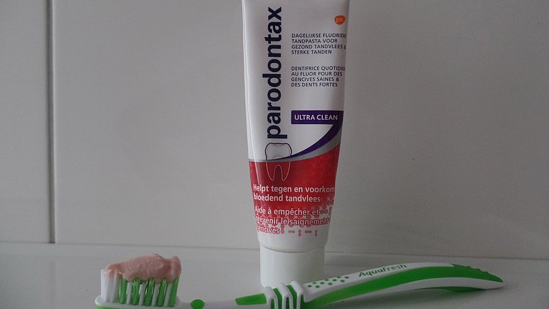 Onvrede over vernieuwde tandpasta van Parodontax: 'Een heel ander product!'