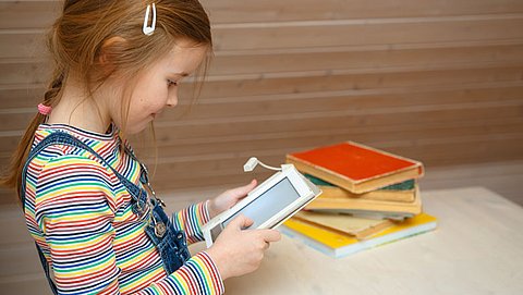 Een e-reader omwille van de duurzaamheid? Papier blijkt vaak milieuvriendelijker
