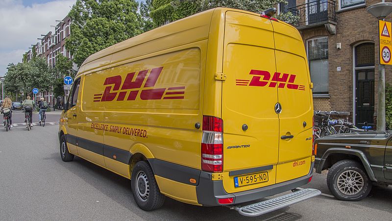 DHL test nieuwe bezorgservice: 'Pakketjes achterlaten op een afgesproken plek'