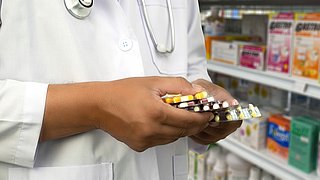 Moet je opletten met medicijnen als je geen lactose of gluten verdraagt?