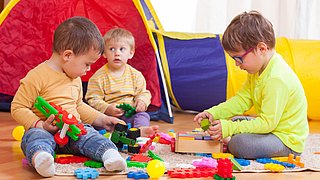 Chemicaliën in kinderspeelgoed: welk speelgoed is wel veilig?