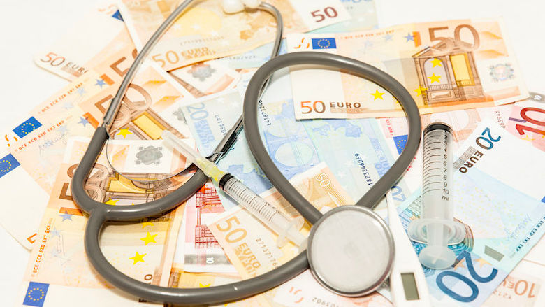 Zo kun je bijna 600 euro besparen op je zorgverzekering in 2021