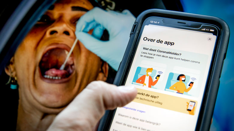 'Werkgevers raden personeel af om corona-app te gebruiken'