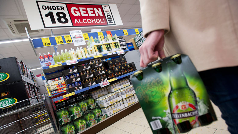 Alcohol kopen? Houd ID-kaart bij de hand!
