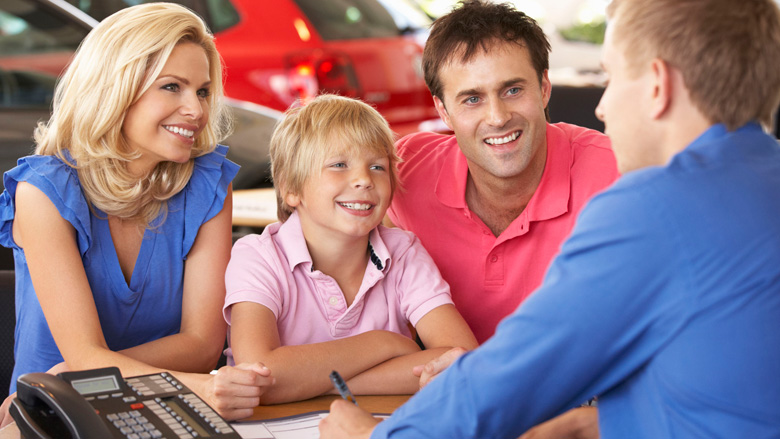 ACM gaat prijsbeleid bij autodealers controleren