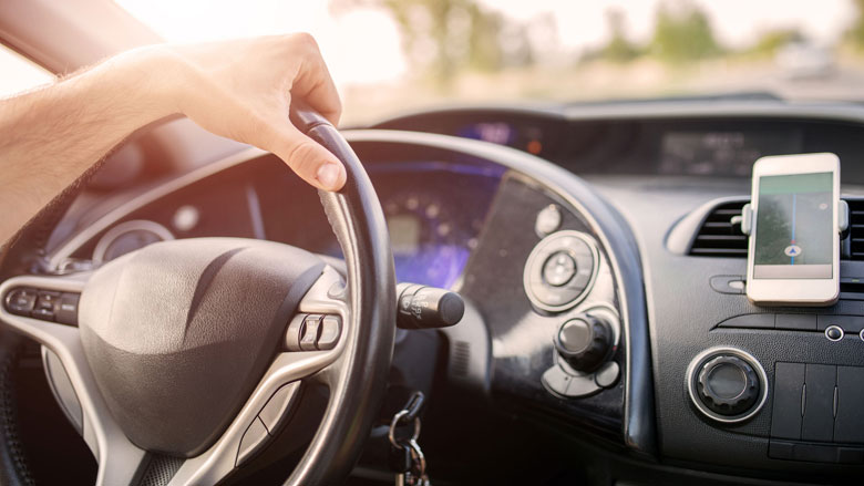'Elke auto moet verplicht ademslot en begrenzer'