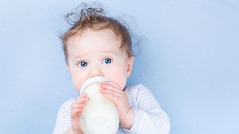 'Albert Heijn, Jumbo en Kruidvat overtreden wetgeving rondom babyvoeding'