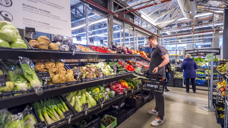 Supermarkten boeren goed met biologische producten