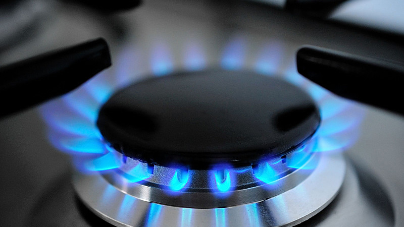 Nederlander relatief veel kwijt aan gas