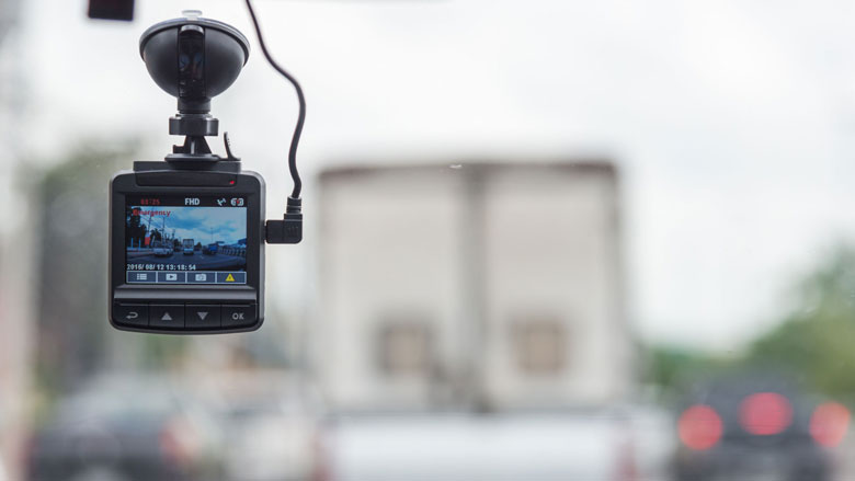 Minder ongelukken bij vrachtwagenchauffeurs met dashcam