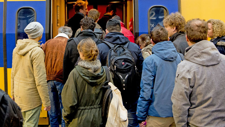 NS bereidt zich voor op recorddrukte in de trein