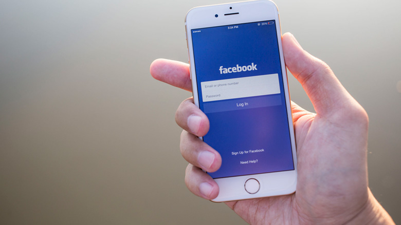 Per ongeluk dood verklaard door Facebook