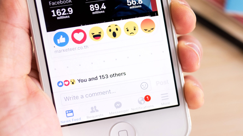 'Vertel Facebook niet hoe je je voelt!'