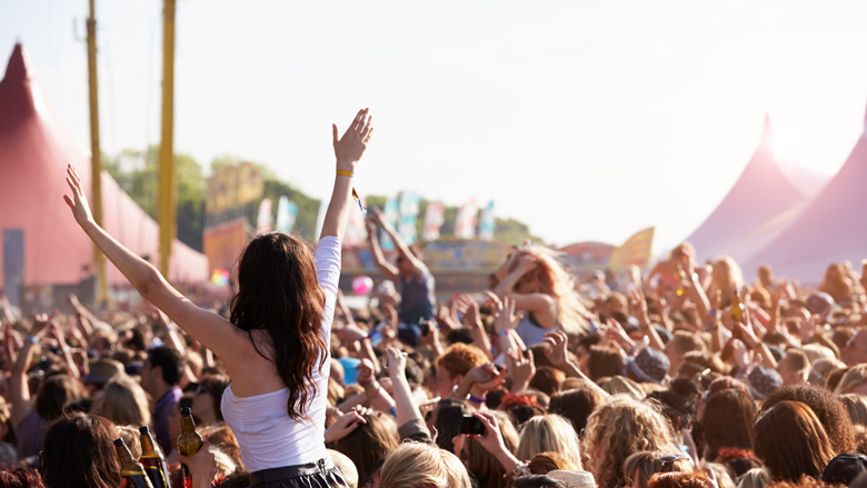 Tabaksfabrikant betaalt nog steeds voor exclusieve verkoop op festivals