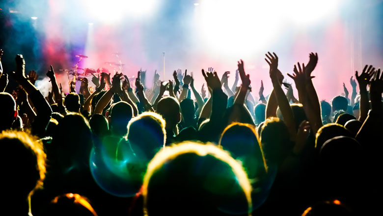 Strengere regels bij dancefeest in Amsterdamse cafés en clubs