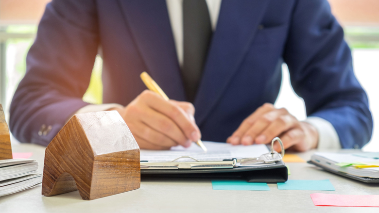 VEH: 'Consument moet makelaar reparatieformulier laten ondertekenen'