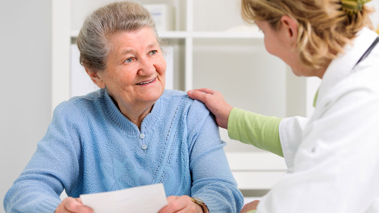 ‘Senioren moeten vaker meedoen aan onderzoek naar kanker’