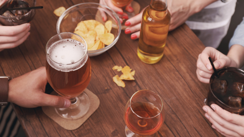 'Nederlanders zijn iets meer alcohol gaan drinken'