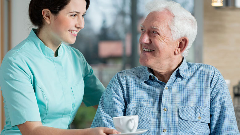 Nieuwe maatregelen tegen personeelsgebrek ouderenzorg