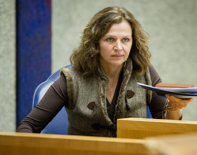 Schippers: meer openheid over medicijnprijzen