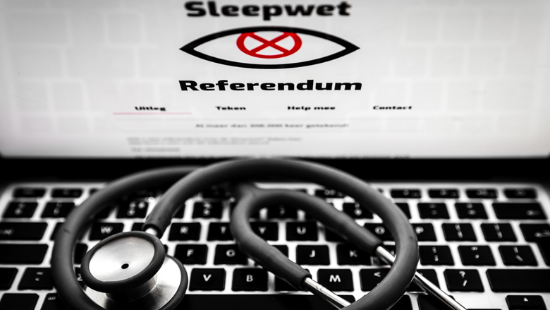 Kabinet wint Big Brother Award wegens handelwijze rondom 'sleepwet'