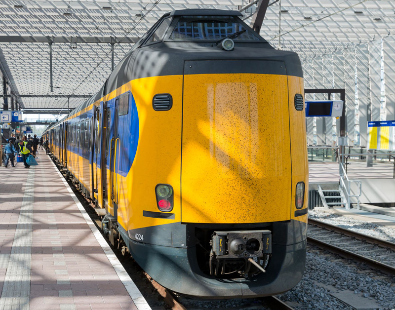 Boete goedkoper dan treinabonnement