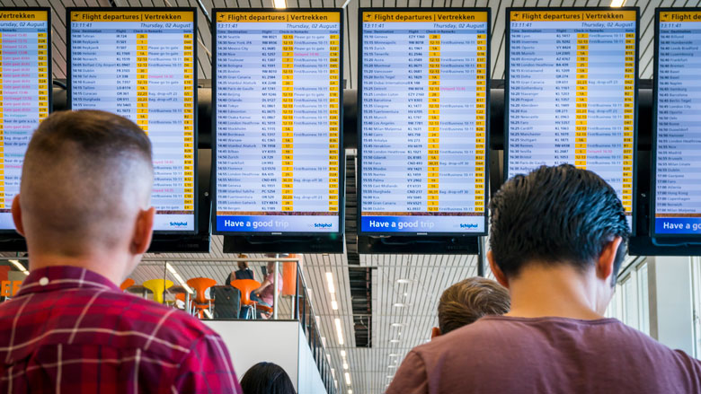 Vlucht gemist door treinvertraging: recht op vergoeding?