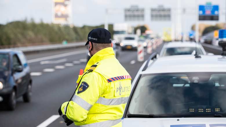 OM wil hardere aanpak voor 'verkeershufters'