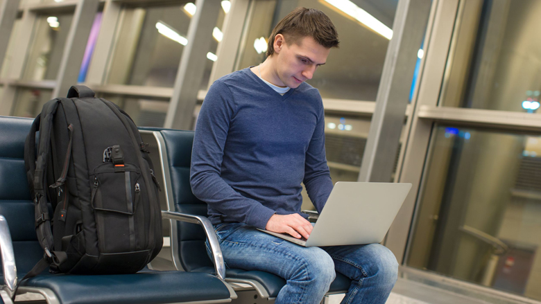 Naam wijzigen op vliegticket: grote verschillen in prijs en procedure