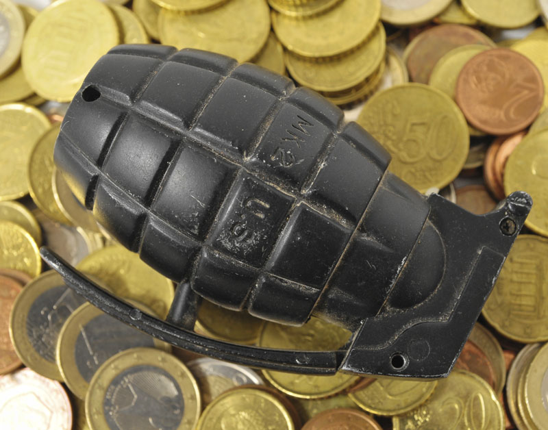 Verzekeraars investeren massaal in wapenhandel