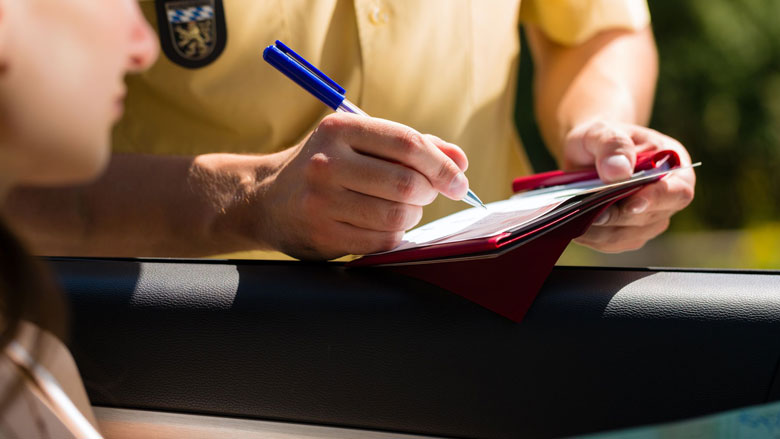 Weginspecteurs mogen landelijk boetes geven