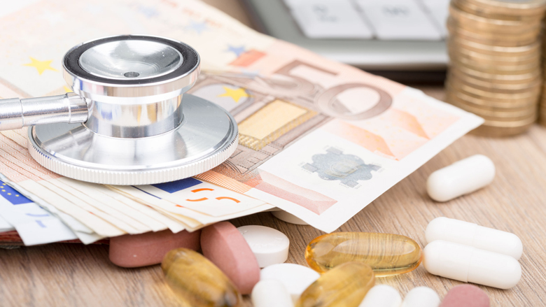 Schippers drukt prijzen dure medicijnen