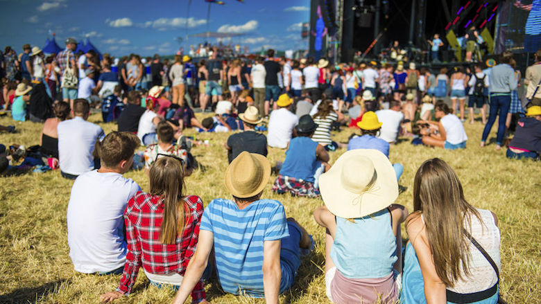 'Grote evenementen deze zomer onwaarschijnlijk'