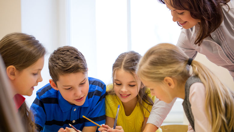 Onbevoegde leraren mogen onder voorwaarden voor de klas staan