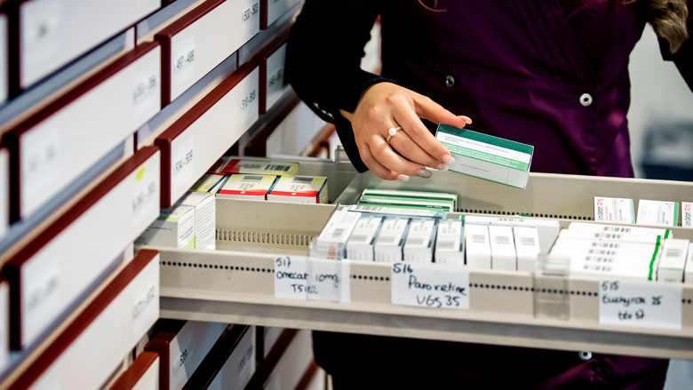 'Te weinig transparantie over medicijnonderzoek brengt patiënt in gevaar'