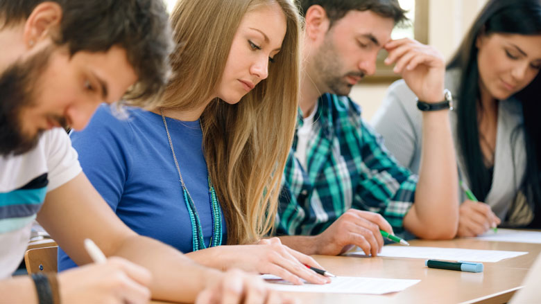 Oud-studenten betalen schulden op tijd terug
