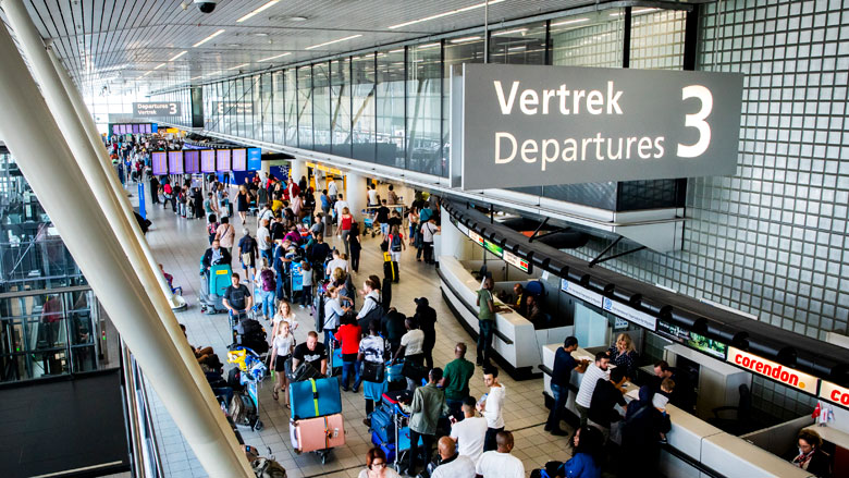 Verre vliegvakantie en treinreis in trek bij vakantieganger